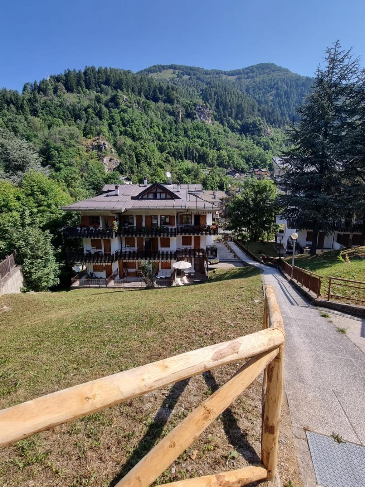 La Casa Del Cervo Διαμέρισμα Limone Piemonte Εξωτερικό φωτογραφία